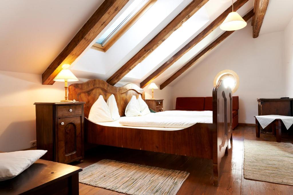 Hotelchen Doellacher Dorfwirtshaus Großkirchheim Habitación foto